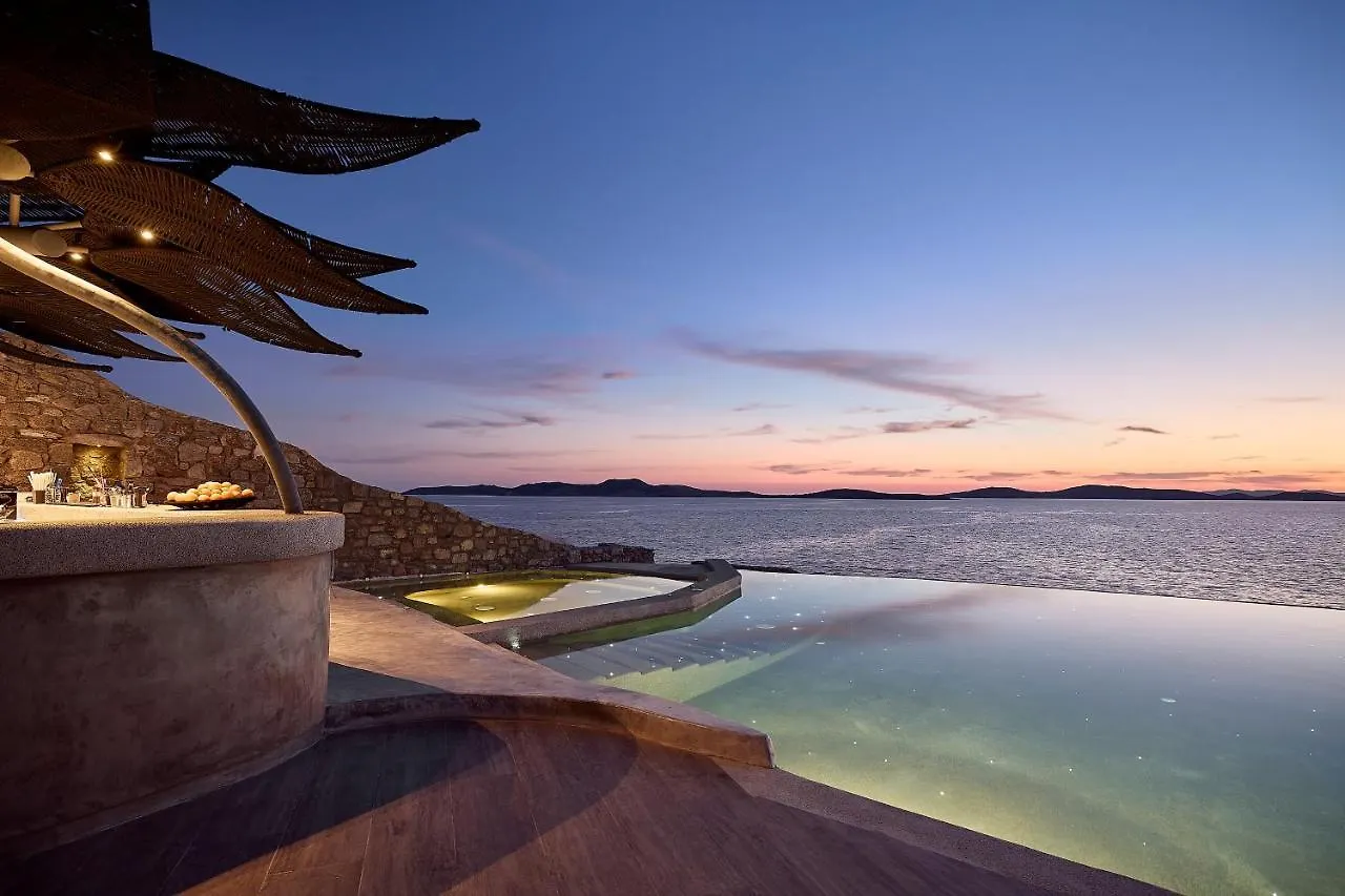 Amazon Mykonos Suites & Spa Agios Ioannis Diakoftis