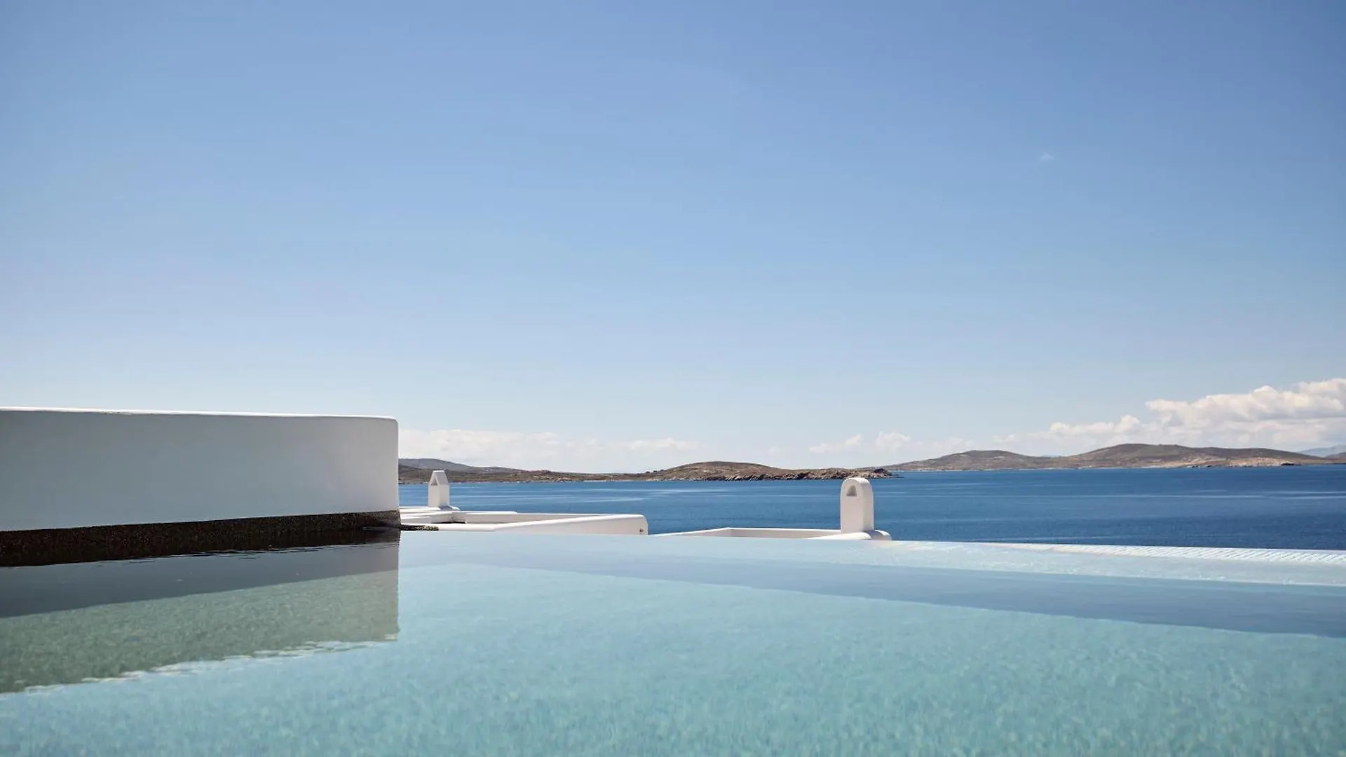 Amazon Mykonos Suites & Spa Agios Ioannis Diakoftis Greece