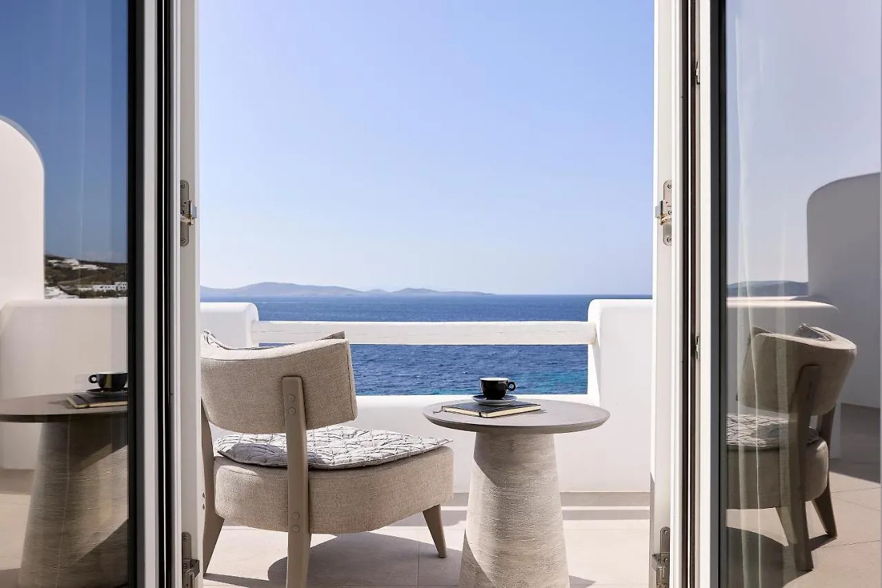 Amazon Mykonos Suites & Spa Agios Ioannis Diakoftis Hotel